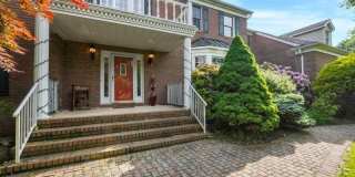 301 Berkley Ave Gallery 1