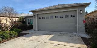 Beautiful 3 Bed, 2 Bath Home Located in Quaint Cul-de-Sac Gallery 1