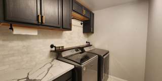 Beautifully renovated, cul-de-sac, Mesa Park adjacent home in Summerlin. Gallery 54