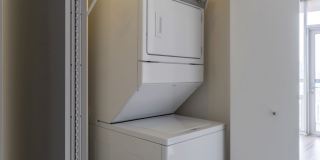 809 N La Salle Dr Gallery 5