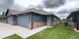 Welcome to Brand New Masonwood featuring this 3 Bedroom 2 Bath 2 Car Garage Duplex in a Great location close to the Broadway Extension and only 8 minutes from downtown OKC Gallery 1