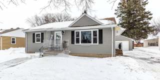 Super Cute 3 bed 2 bath house in South Moorhead Gallery 1