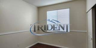 3-bedroom 2-bath home with den located in Edgewater Gallery 17