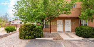 NEWLY UPGRADED CARPET, PAINT AND WINDOW BLINDS Gallery 1