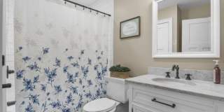 Modern Colonial Single-Family Home Gallery 27