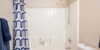 4995 Nardini Avenue Gallery 24