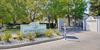 Cute One Bedroom Condo with Central AC and Heat. Gallery 1