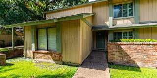 Charming 3 bedroom, 1.5 bathroom Located in North Austin! Gallery 3