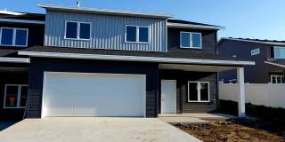 3 Bed 2.5 Bath Townhome! Gallery 35
