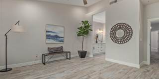 8941 E Maple Drive Gallery 20