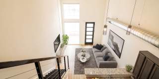 Stunning Loft for Rent – Limited-Time Special! Gallery 17