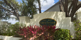 Gorgeous 4-Bedroom Single-Family Home with Pool in Summerfield Gallery 27