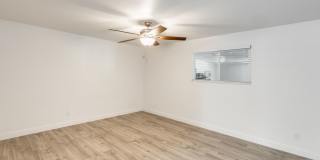 4bed, 2bath Glendale home with a pool! Gallery 32