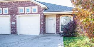 401 Sladecek Drive unit: B Gallery 1