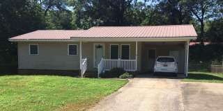 304 Vann Street W *TWO HOMES, ONE PRICE* Gallery 1