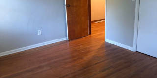 Newly renovated 4BR/2BA home, across from IU Stadium and Golf Course! Gallery 8