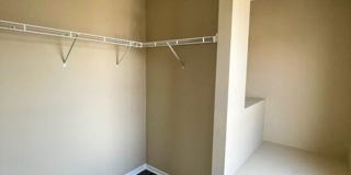 Move-In Ready 3BR Home in Columbus with 2 Car Garage & Stylish Upgrades Gallery 8