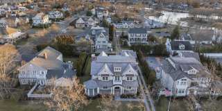 205 Morris Avenue Gallery 76