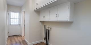 Charming 3 Bedroom 2 Bath home South of the Blvd Gallery 13