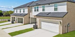 LyvWell at Harmony Gallery 20