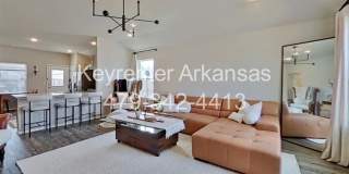 Stylish 3 Bed / 2 Bath with Open Layout & Backyard Retreat Gallery 5