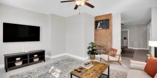 2602 Riverside Drive Gallery 2