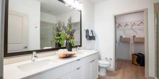 J. Ardin at Apopka Gallery 15