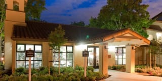 Avalon Mountain View Gallery 28