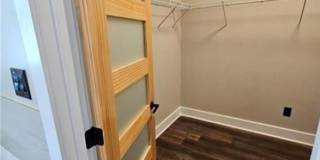 198 Wellington Street SW Gallery 28