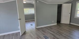 2 Bedroom / 2 Bath with Bonus Room Gallery 9
