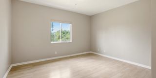1169 Golden Lakes Boulevard Gallery 19