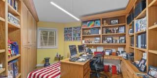 354 14th St Gallery 24