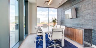 Elevate Lincoln Park Apartments Gallery 15