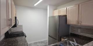 Single Family Home 2 beds 1  Full bath and 1 Half bath Available Now! Gallery 4