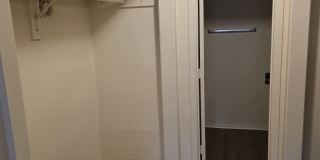 605 West Oak Street Gallery 1
