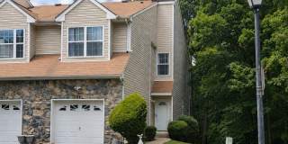 1104 Oakcroft Ln Gallery 1