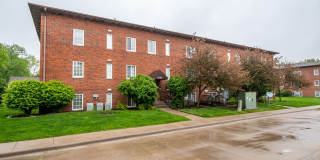 Incredible 2 Bedroom Condominium in University Heights Gallery 1