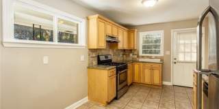 2720 Stonecreek Road SE Gallery 8