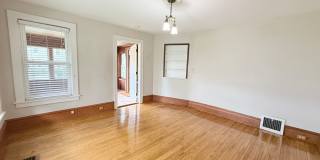 310 E Locust Gallery 7