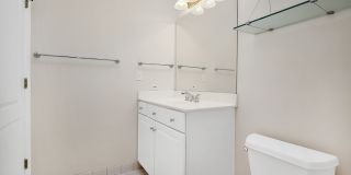 400 North Church Street #414 - 1 Gallery 31