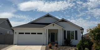 CUSTOM BUILT HOME IN NEWER UPCOMING EAST MEDFORD Gallery 1
