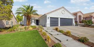 Gorgeous remodeled single story home in Henderson with 3 car garage! Gorgeous remodeled single story home in Henderson with 3 car garage! Gallery 1