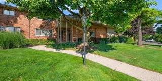 975 N Old Woodward Avenue Gallery 5