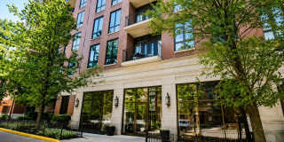 343 W Old Town Court Gallery 1