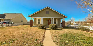 3 bed/1 bath home Gallery 1