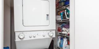 2300 N Commonwealth Gallery 7