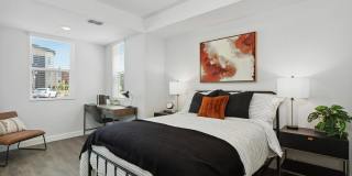 Maven on Broadway Gallery 23