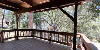 Spacious 2-Story 3-Bedroom Home in Crestline! Gallery 19
