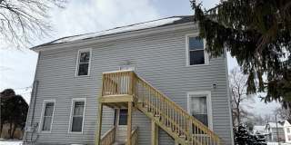 306 E Wallace Ave Gallery 1