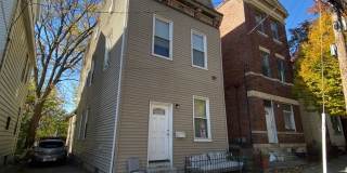 5 Bed/2 Bath on Victor Mins. from UC Campus for Only $600/pp ($3000/mo) Gallery 1